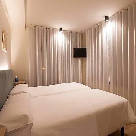 Hotel A Mares 2*