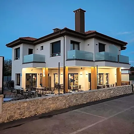 Hotel A Mares Celorio (Llanes)